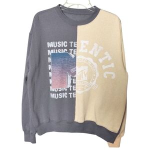 MTV Gray & Yellow Split Mixed Retro Graphics Pullover Sweater Crewneck Size M